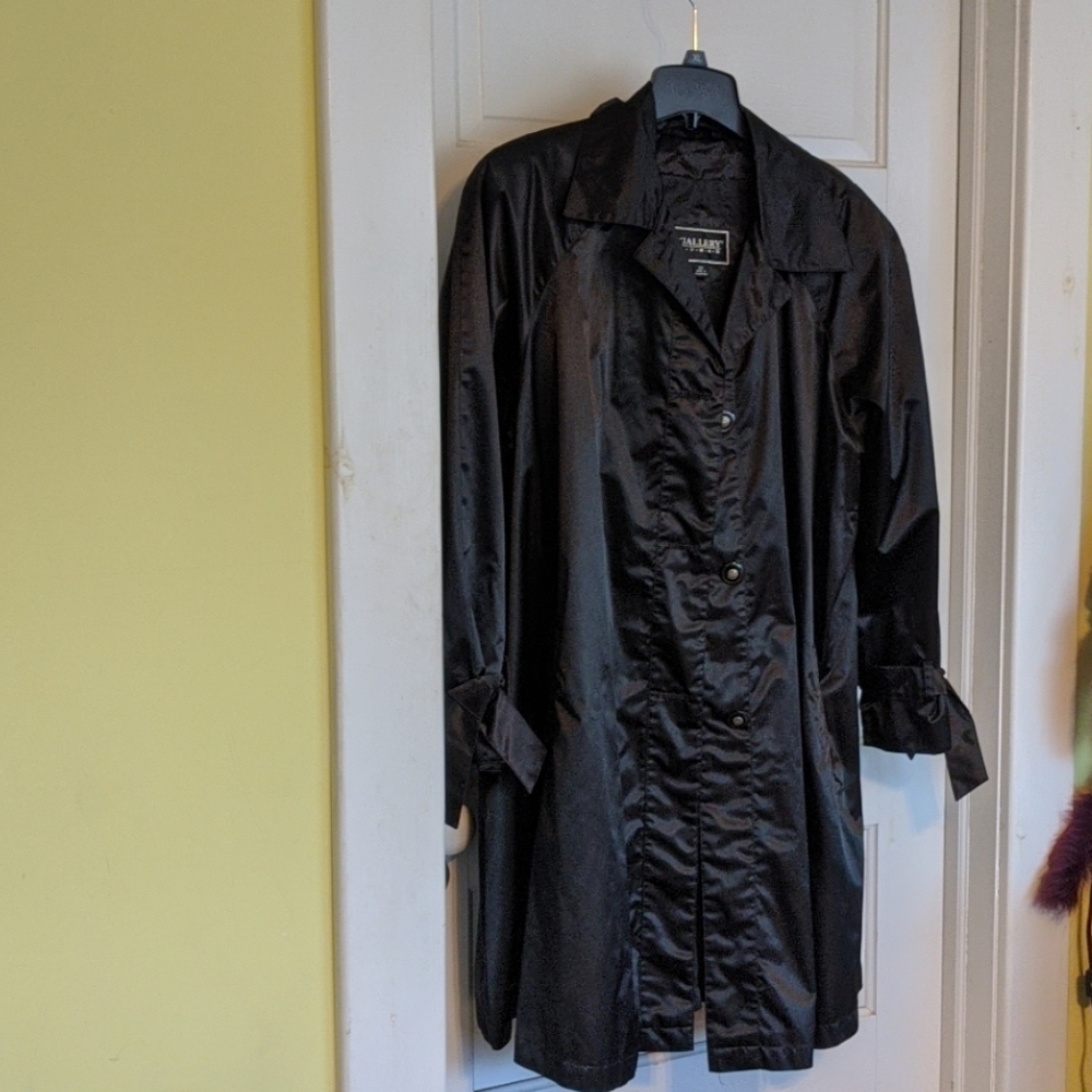 Gallery black rain coat. 2x.
